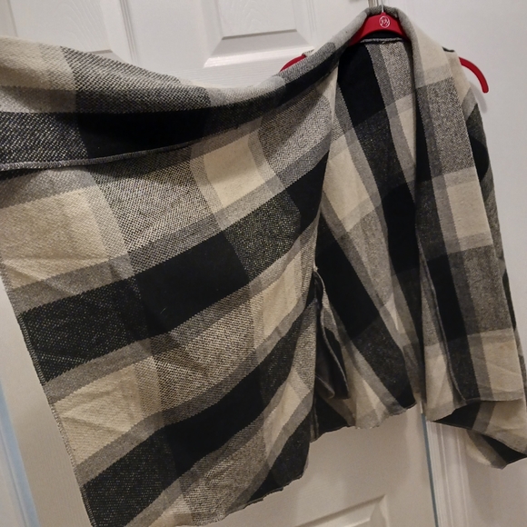 Top - Picture 4 of 9